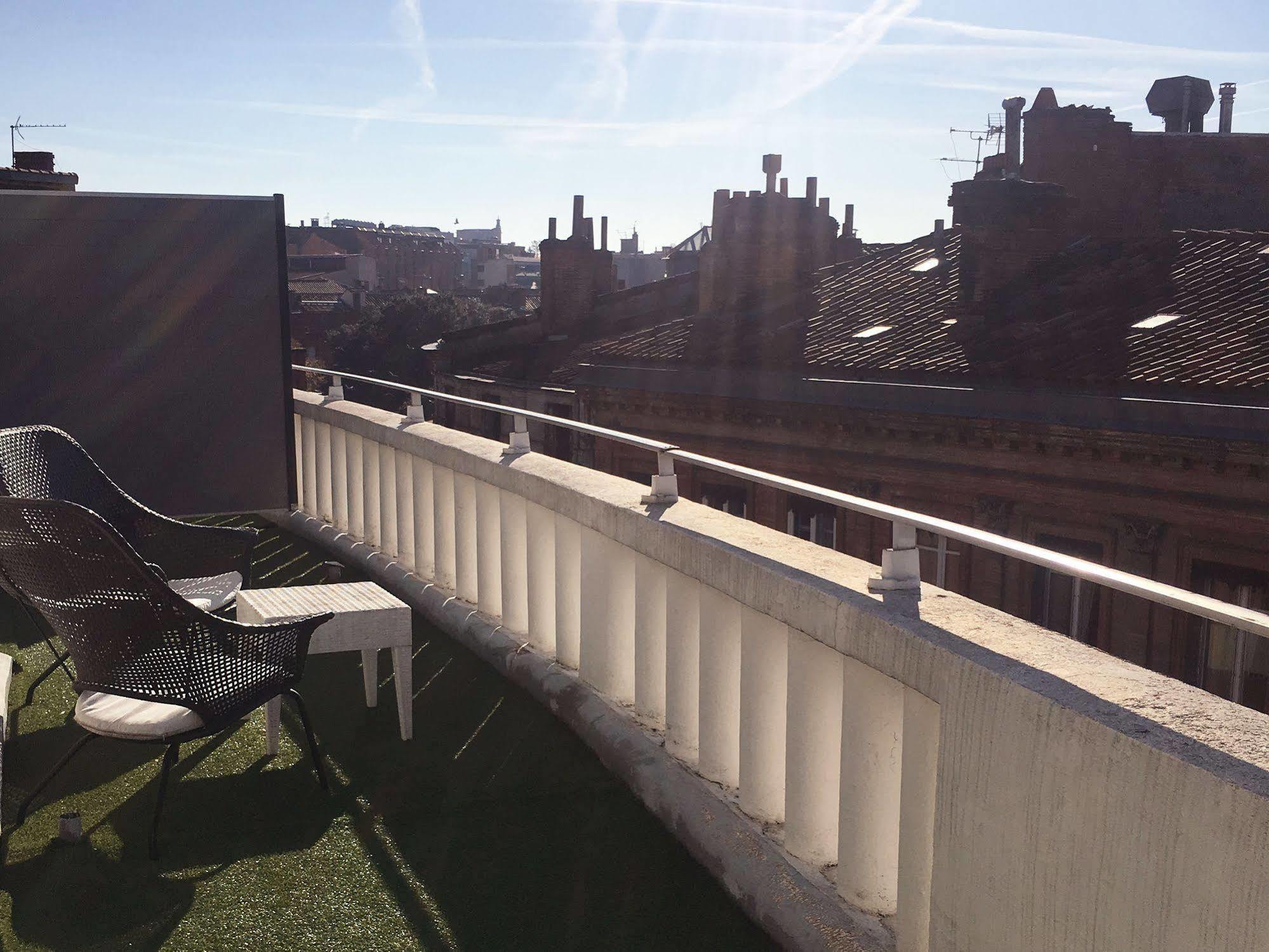 Hotel Ours Blanc - Wilson Toulouse Exterior foto